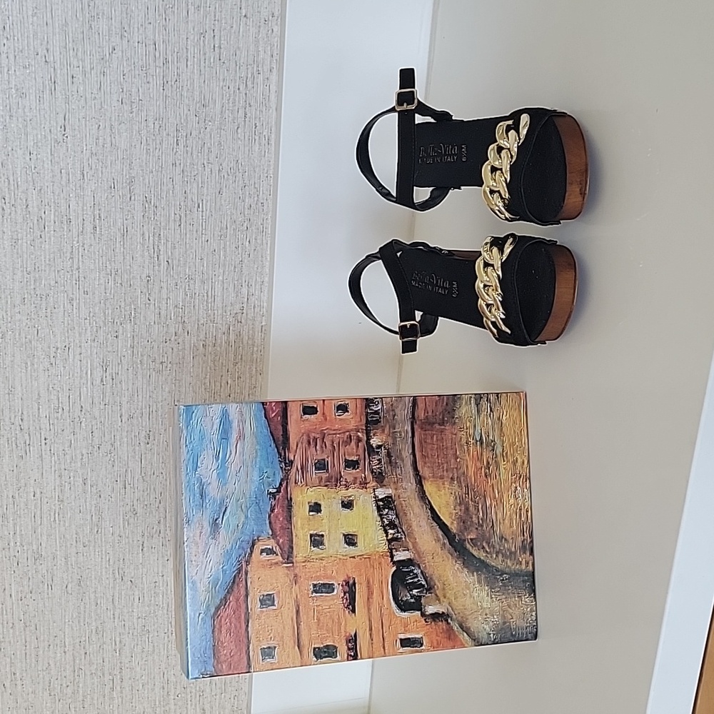 Bella Vita sz 6.5 brand new in box